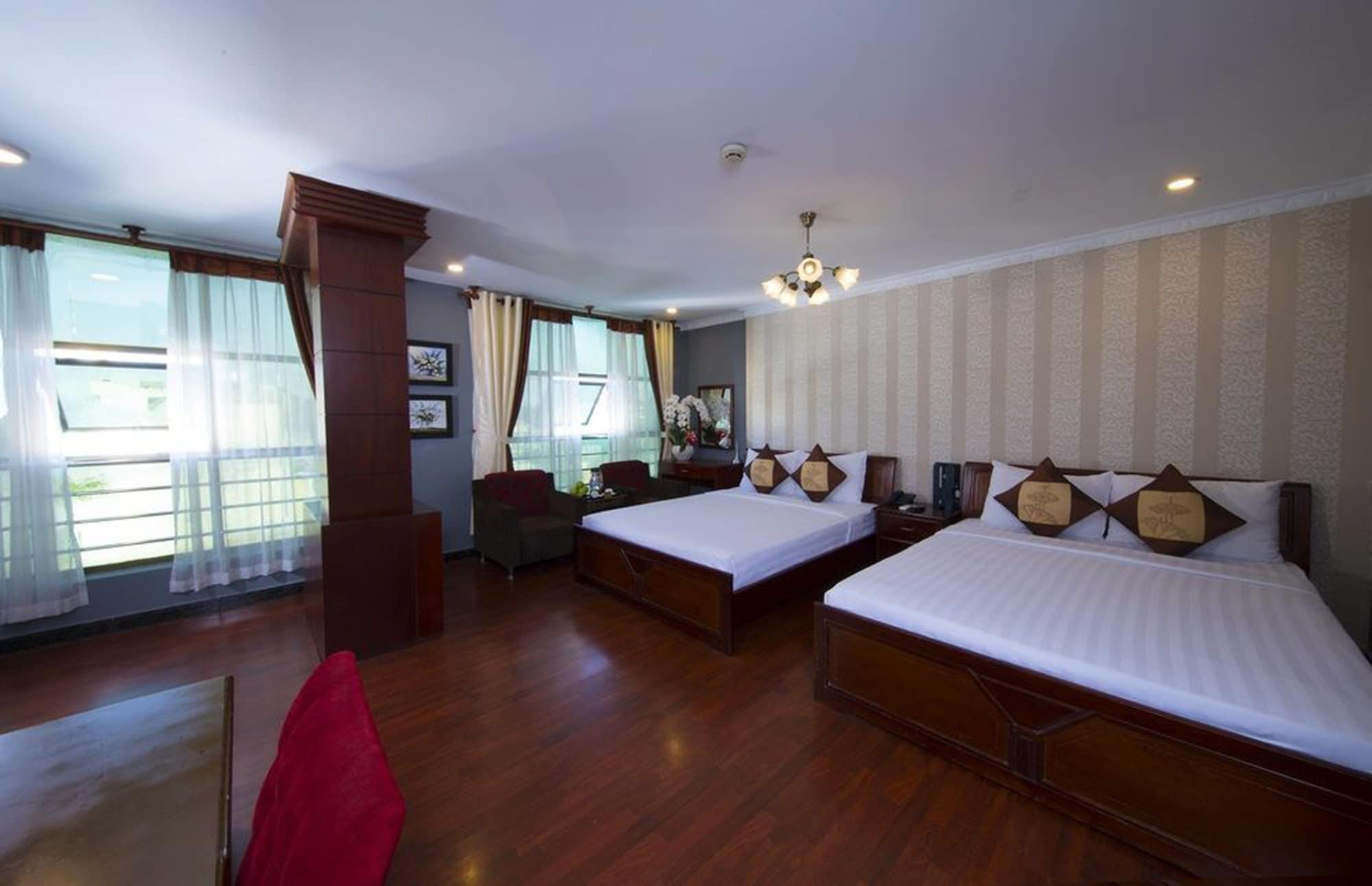 Good Vibes Central Hotel Хошимін Екстер'єр фото